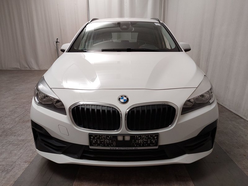 BMW 216 Gran Tourer automatik • AHK • navigacija — 9