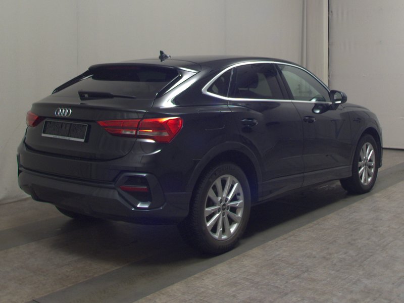 Audi Q3 Sportback 35 TDI automatik • koža • digitalni instrumenti — 4