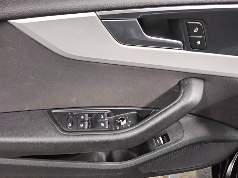 Audi A4 Avant 35 TDI automatik • ACC • Full LED — 9