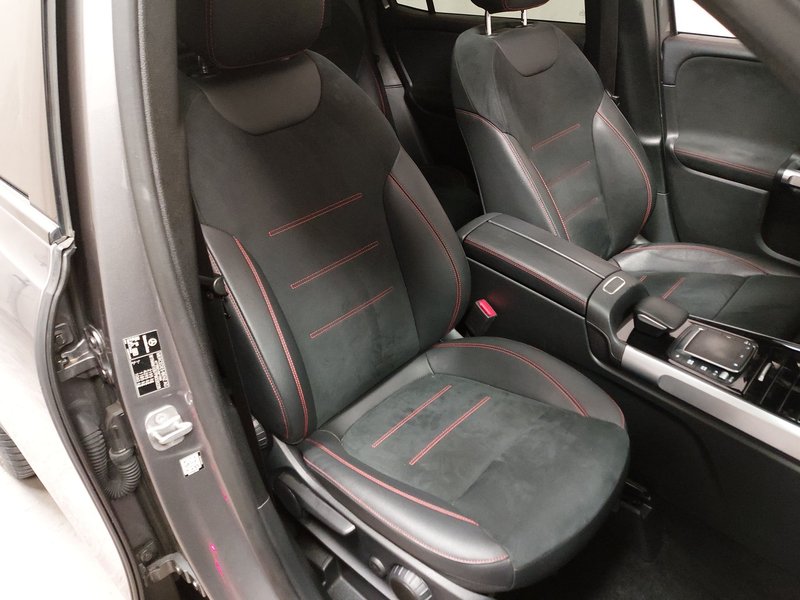 Mercedes-Benz GLB 220 d automatik AMG Line • sjedala s memorijom • panorama — 10