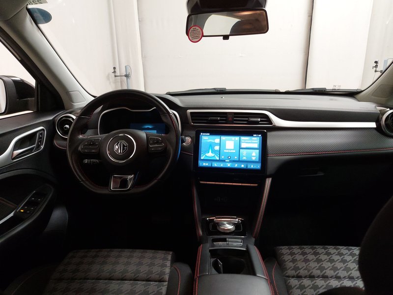 MG ZS • ACC • Full LED — 16
