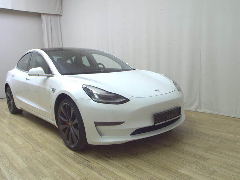 Tesla Model 3 Performance AWD • ACC • Full LED — 3