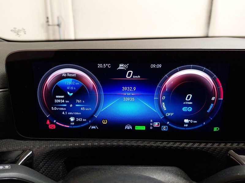 Mercedes-Benz A 250 e automatik • LED • ACC — 21