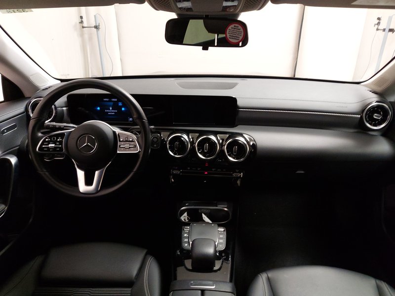 Mercedes-Benz CLA 200 d automatik Progressive • LED • navi — 16