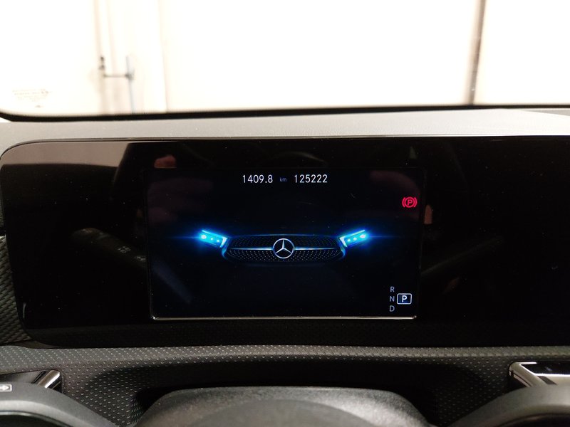 Mercedes-Benz CLA 200 d automatik Progressive • LED • navi — 20
