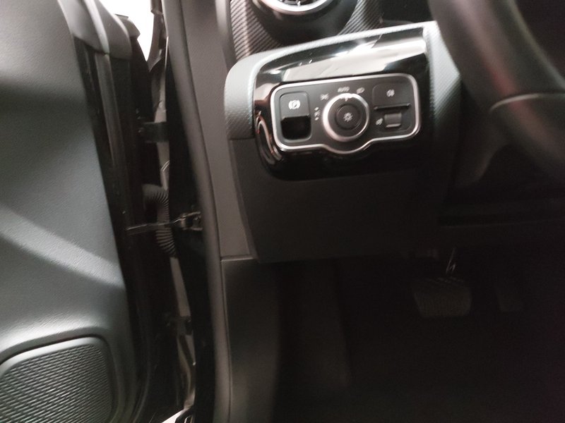Mercedes-Benz CLA 200 d automatik Progressive • LED • navi — 7