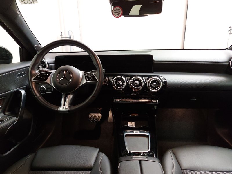 Mercedes-Benz A 200 d automatik Progressive • asistent parkiranja — 18