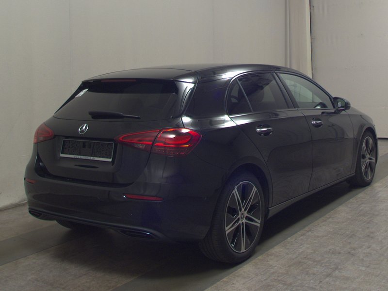 Mercedes-Benz A 200 d automatik Progressive • asistent parkiranja — 4