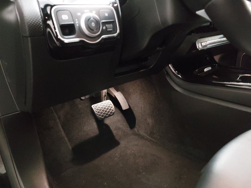 Mercedes-Benz A 200 d automatik Progressive • asistent parkiranja — 7