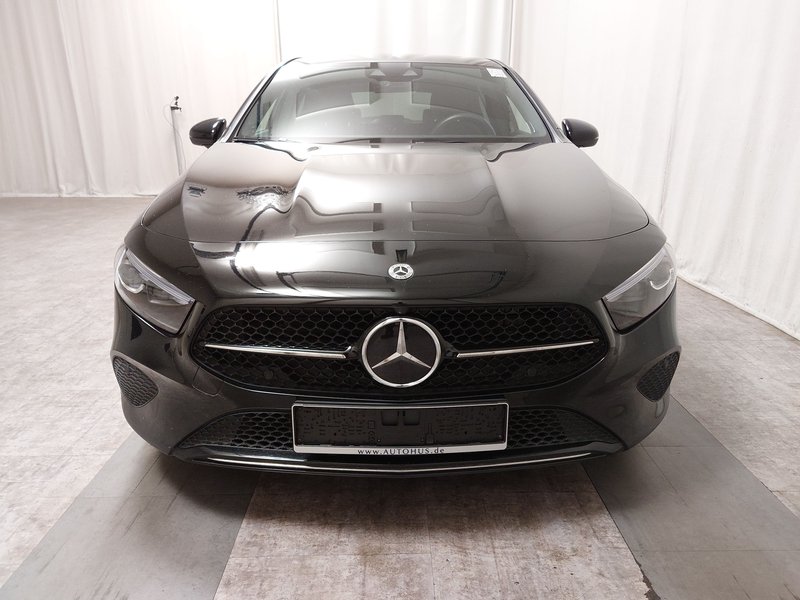 Mercedes-Benz A 200 d automatik Progressive • asistent parkiranja — 9