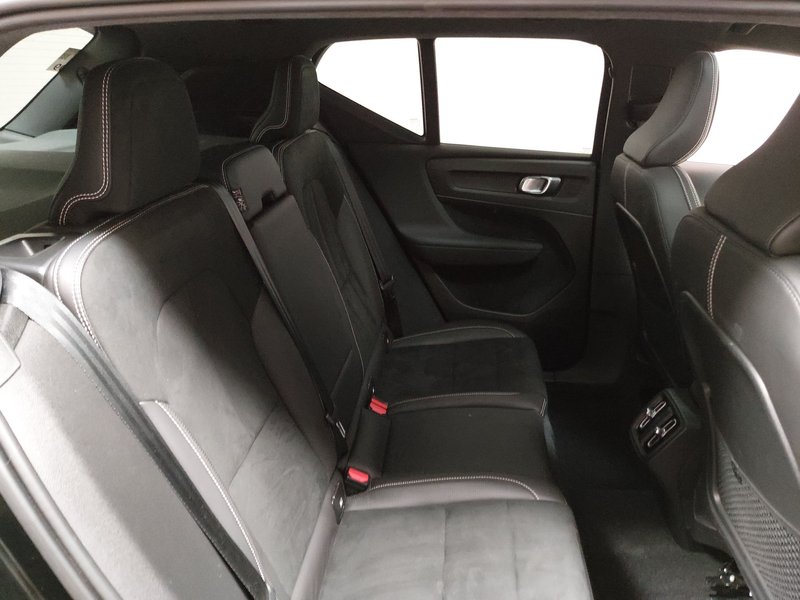 Volvo XC40 T4 automatik R-Design • 360° kamera • električna peta vrata — 12