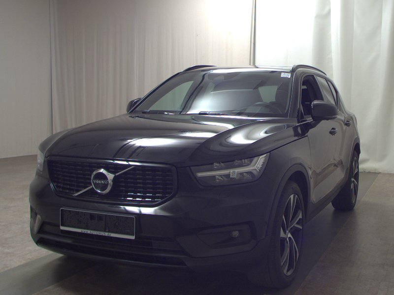 Volvo XC40 T4 automatik R-Design • 360° kamera • električna peta vrata — 2