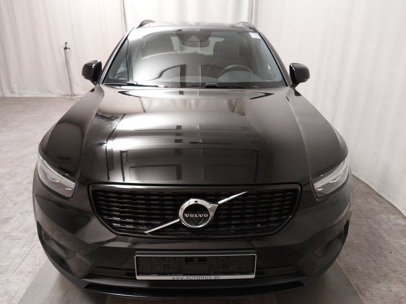 Volvo XC40 T4 automatik R-Design • 360° kamera • električna peta vrata — 9