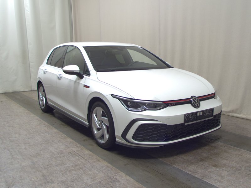 Volkswagen Golf 8 2.0 TSI GTI automatik • ACC • Full LED — 3
