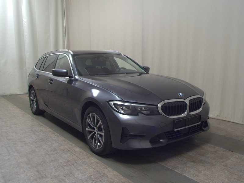BMW 330d Touring xDrive automatik Sport Line • ACC • LED — 3