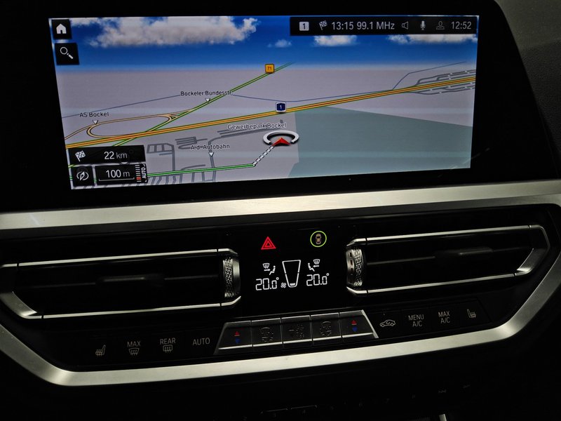BMW 330d Touring xDrive automatik Sport Line • ACC • LED — 7