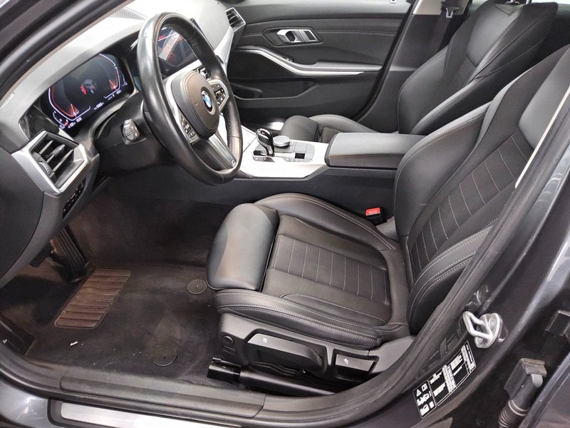 BMW 330d Touring xDrive automatik Sport Line • ACC • LED — 9