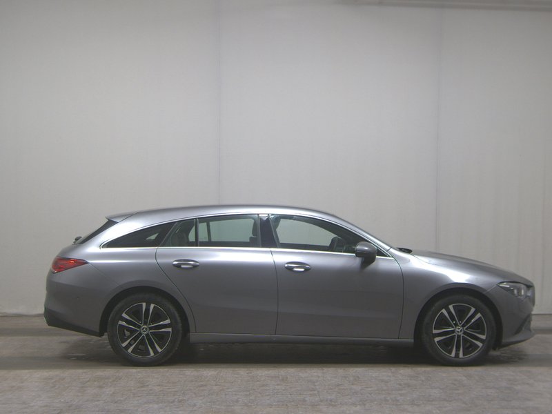 Mercedes-Benz CLA 200 d Shooting Brake automatik Progressive • ACC • LED