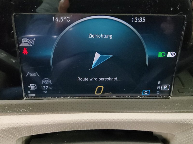 Mercedes-Benz CLA 200 d Shooting Brake automatik Progressive • ACC • LED — 8