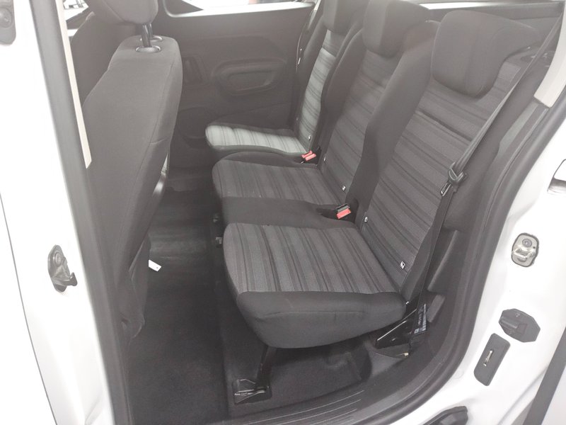 Opel Combo Life 1.5 D Edition • AHK • navigacija — 12