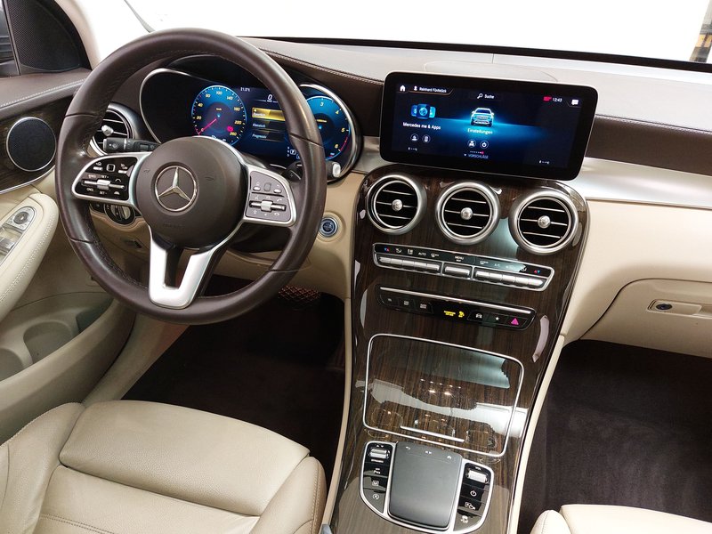 Mercedes-Benz GLC 220 d 4MATIC automatik • ACC • električna vrata prtljažnika — 20