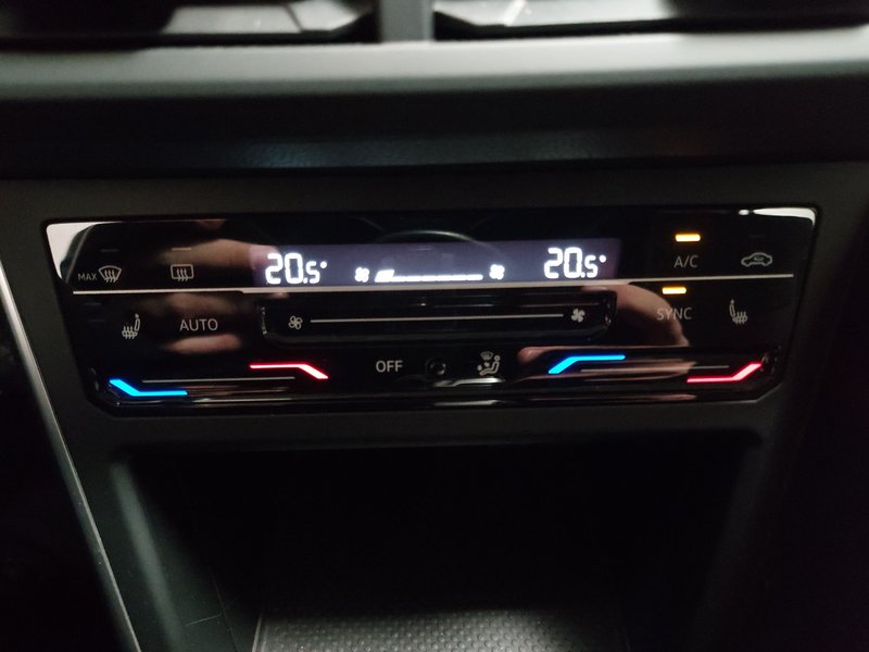 Volkswagen Polo 1.0 TSI Life automatik • ACC • LED — 20