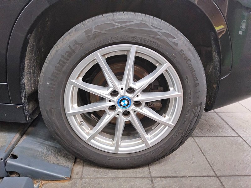 BMW X1 xDrive25e automatik M Sport • HUD • ACC — 10