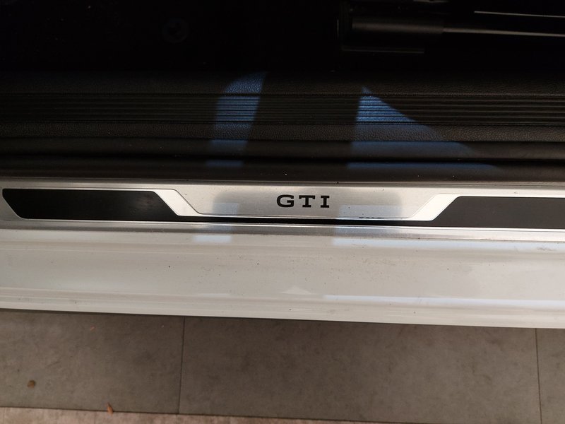 Volkswagen Polo 2.0 TSI automatik GTI — 15