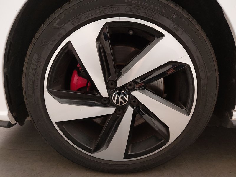 Volkswagen Polo 2.0 TSI automatik GTI — 8