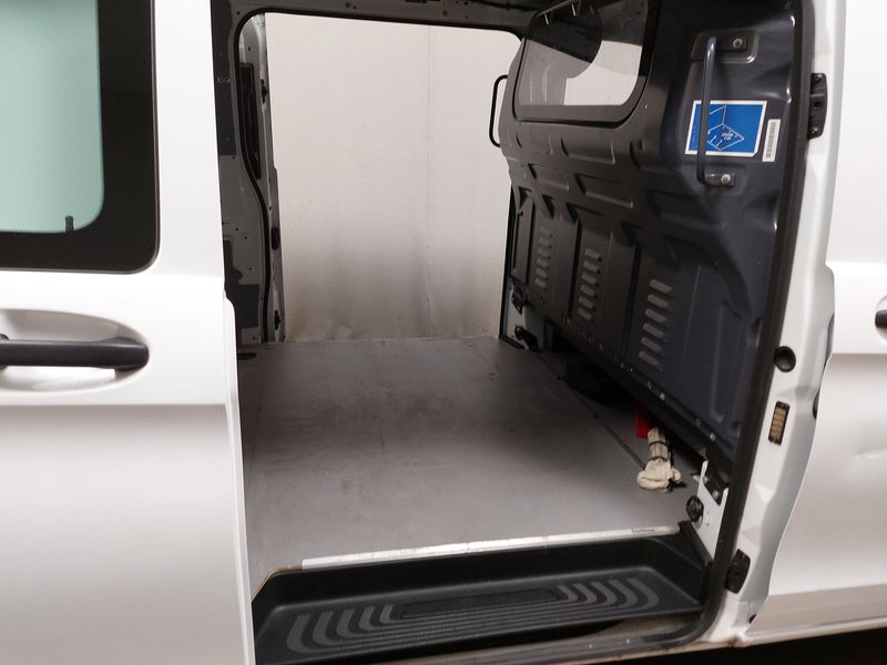 Mercedes-Benz Vito 114 CDI automatik • AHK • digitalni instrumenti — 11