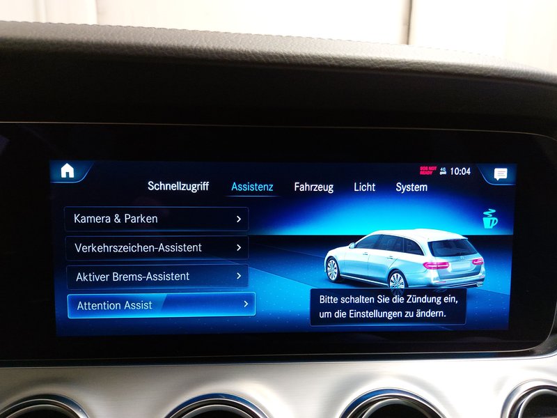 Mercedes-Benz E 220 d 4MATIC karavan automatik AMG Line • električna peta vrata — 21