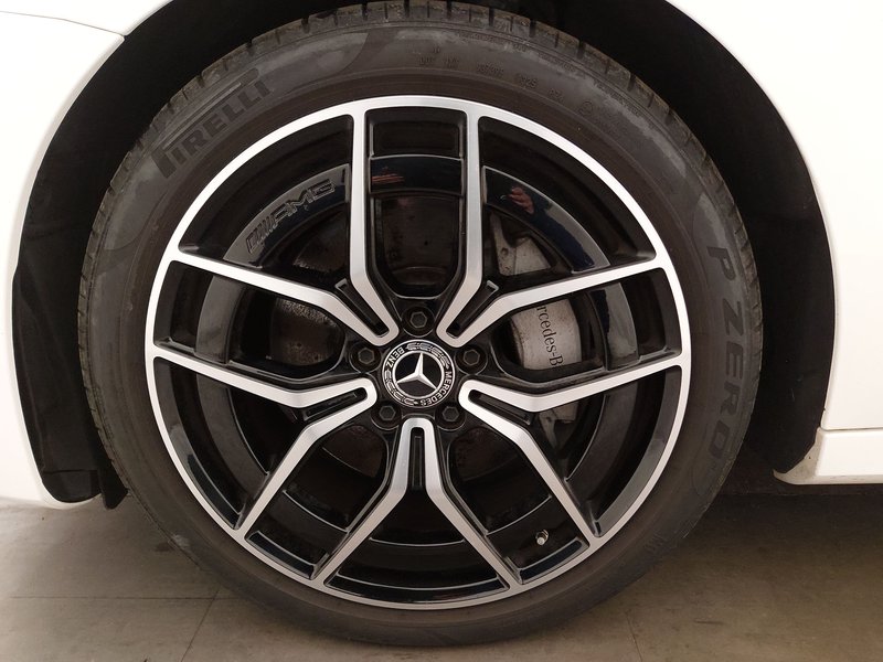 Mercedes-Benz E 220 d 4MATIC karavan automatik AMG Line • električna peta vrata — 8