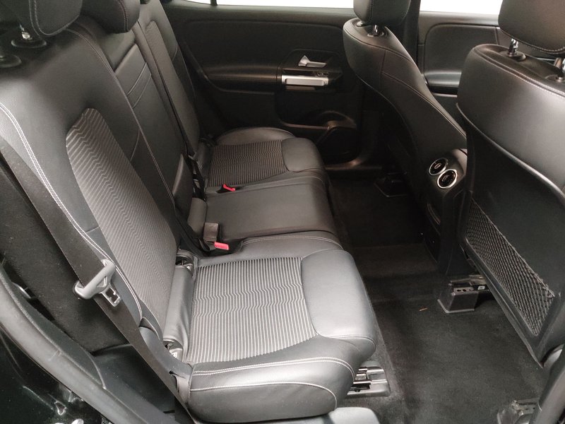 Mercedes-Benz GLB 200 d automatik Progressive • Kuka za vuču (zakretna) — 12
