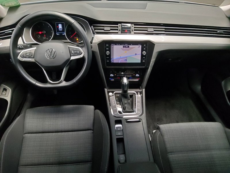 Volkswagen Passat Variant 2.0 TDI automatik Business • ACC • Full LED — 5