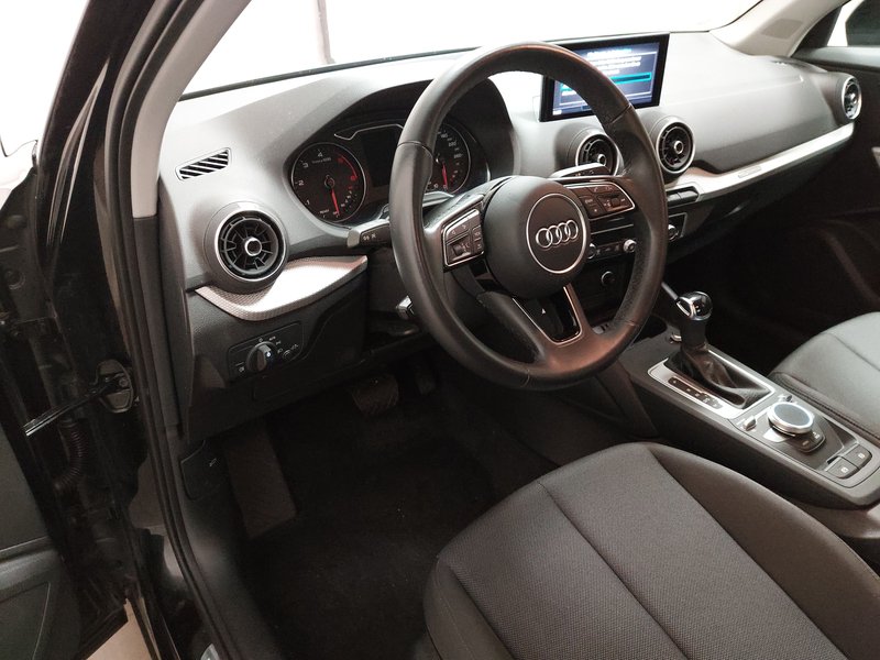 Audi Q2 30 TDI advanced automatik • ACC • LED — 6