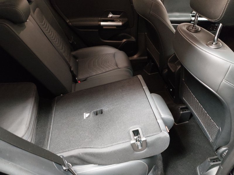 Mercedes-Benz B 250 e automatik Progressive • električna peta vrata • LED — 11