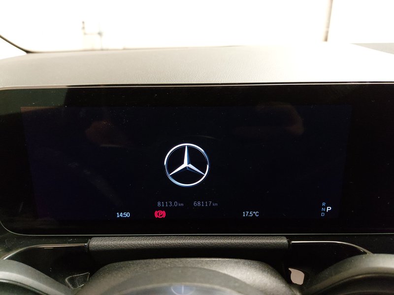 Mercedes-Benz B 250 e automatik Progressive • električna peta vrata • LED — 13