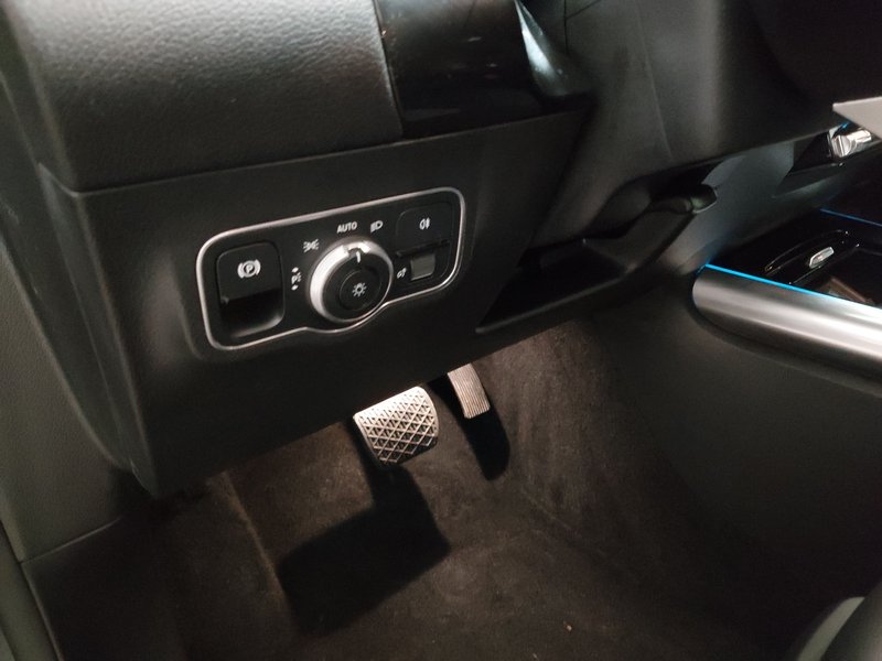 Mercedes-Benz B 250 e automatik Progressive • električna peta vrata • LED — 7