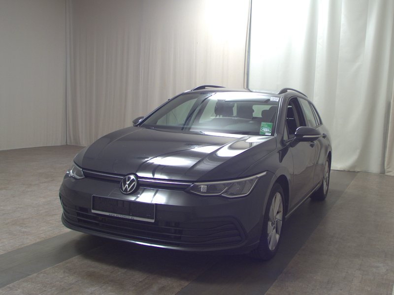 Volkswagen Golf 8 Variant 2.0 TDI automatik • ACC • AHK — 2