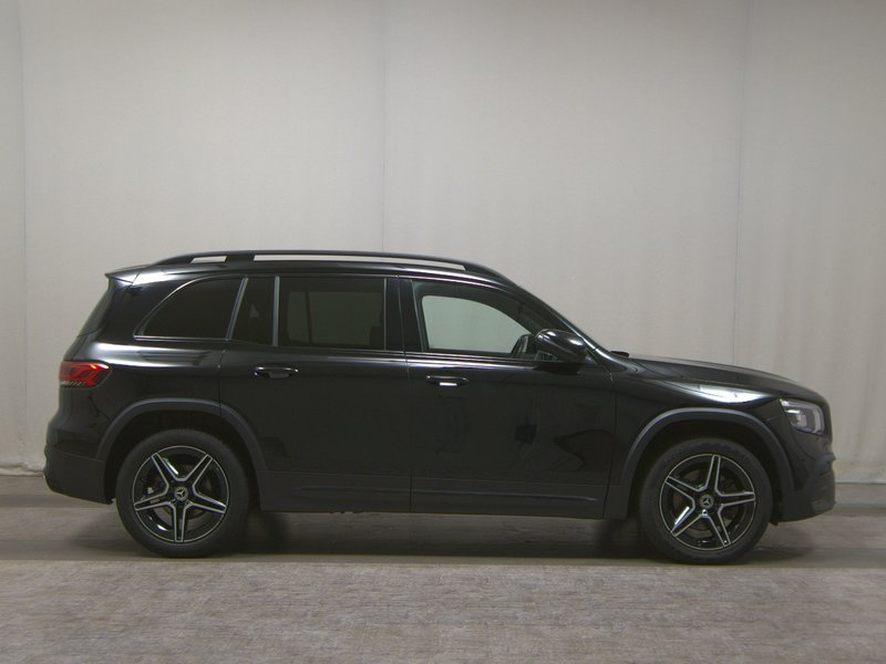 Mercedes-Benz GLB 200 d automatik AMG-Line • Full LED • digitalni instrumenti
