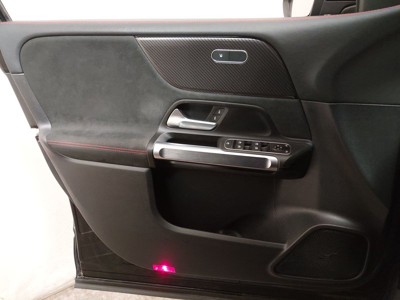 Mercedes-Benz GLB 200 d automatik AMG-Line • Full LED • digitalni instrumenti — 5