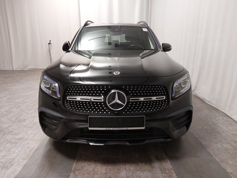 Mercedes-Benz GLB 200 d automatik AMG-Line • Full LED • digitalni instrumenti — 9