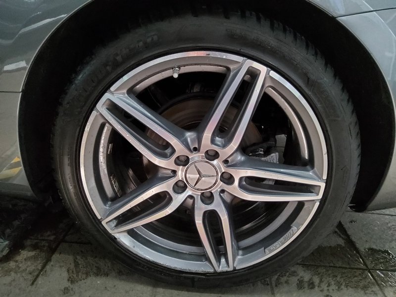 Mercedes-Benz E 220 d Cabrio automatik Avantgarde • koža • Full LED — 11