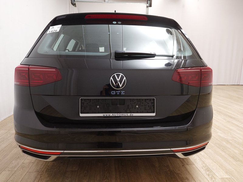 Volkswagen Passat Variant GTE 1.4 TSI automatik • ACC • LED — 14