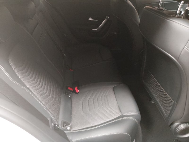 Mercedes-Benz A 250 e automatik Progressive • Full LED — 12