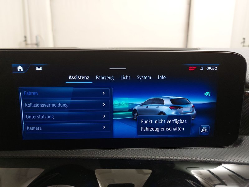 Mercedes-Benz A 250 e automatik Progressive • Full LED — 19