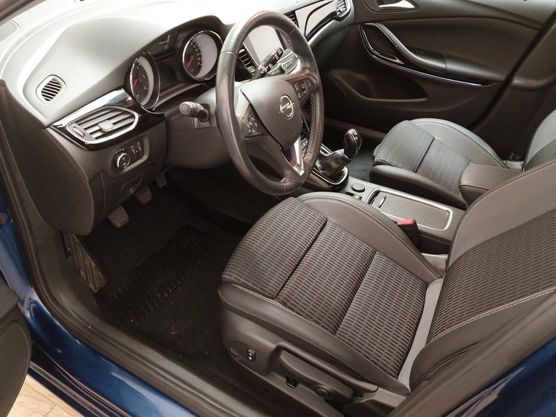 Opel Astra 1.5 D Business Elegance • Full LED — 6