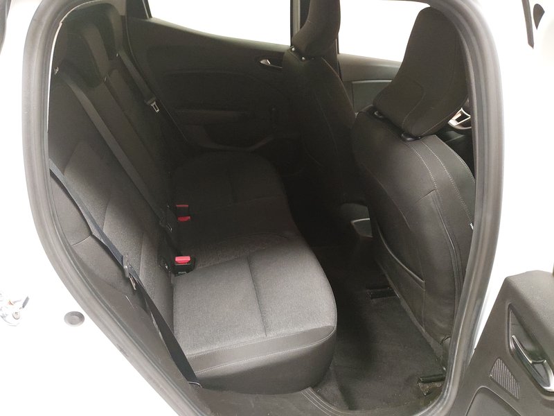 Renault Clio 0.9 TCe • podgrijavanje sjedala — 12