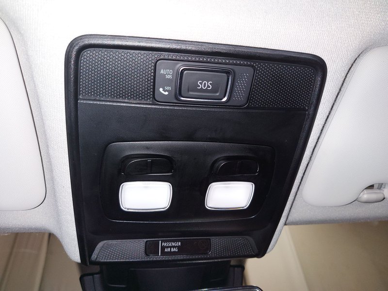 Renault Clio 0.9 TCe • podgrijavanje sjedala — 13