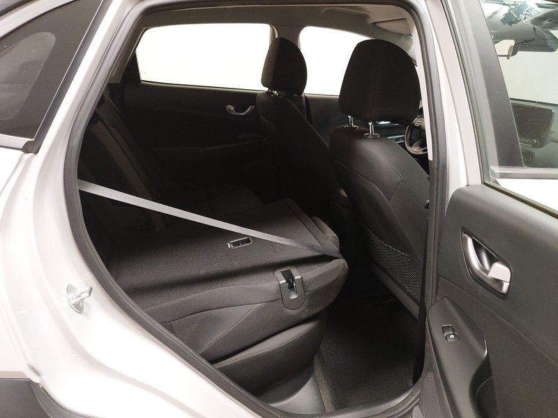 Hyundai Kona 1.6 CRDI Trend automatik • ACC • LED — 11